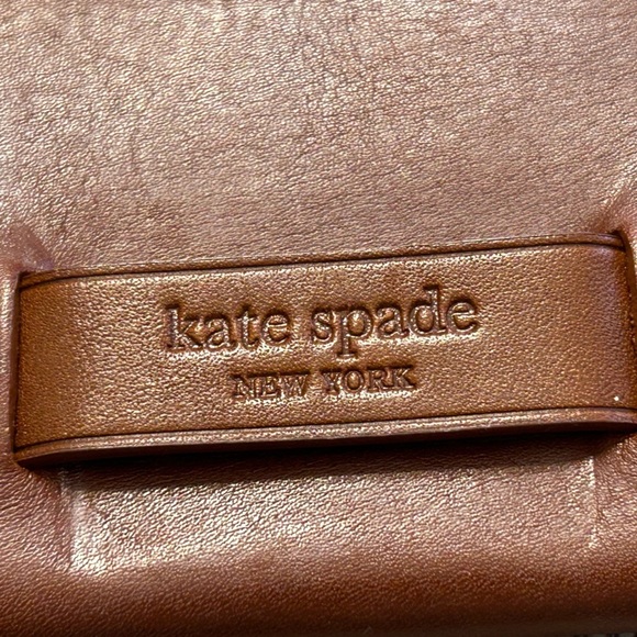 Kate Spade New York Mini Evan Envelope Bag Wristlet - Picture 4 of 11